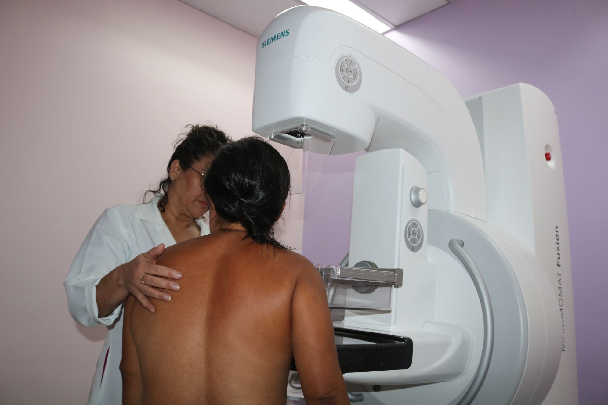 Exame de mamografia é o principal para identificar câncer de mama - Foto: Laís Pompeu/FCecon