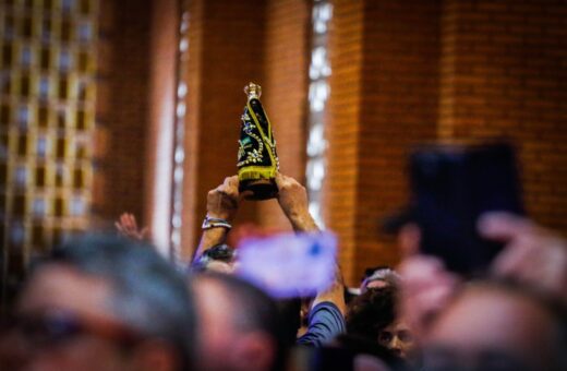 Fiéis celebram Dia de Nossa Senhora em Santuário Nacional de Aparecida