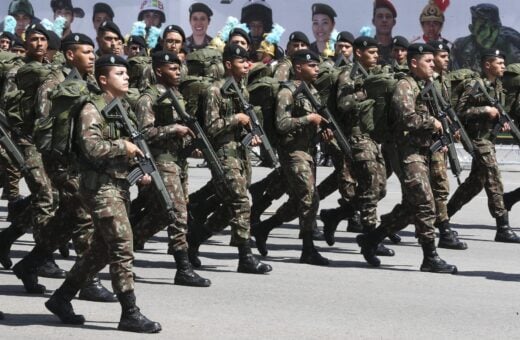 Furto de metralhadoras do Exército entenda o que se sabe até agora