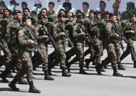 Furto de metralhadoras do Exército entenda o que se sabe até agora