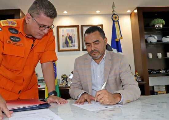 O governador Wanderlei Barbosa homologa o resultado final do Concurso Público do Corpo de Bombeiros Militar do Tocantins