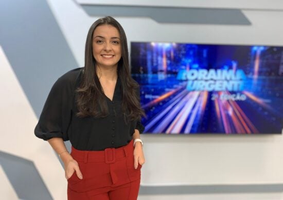 O jornal Roraima Urgente 2ª Edição é apresentado por Jussara Beserra – Foto: Reprodução/Band Roraima