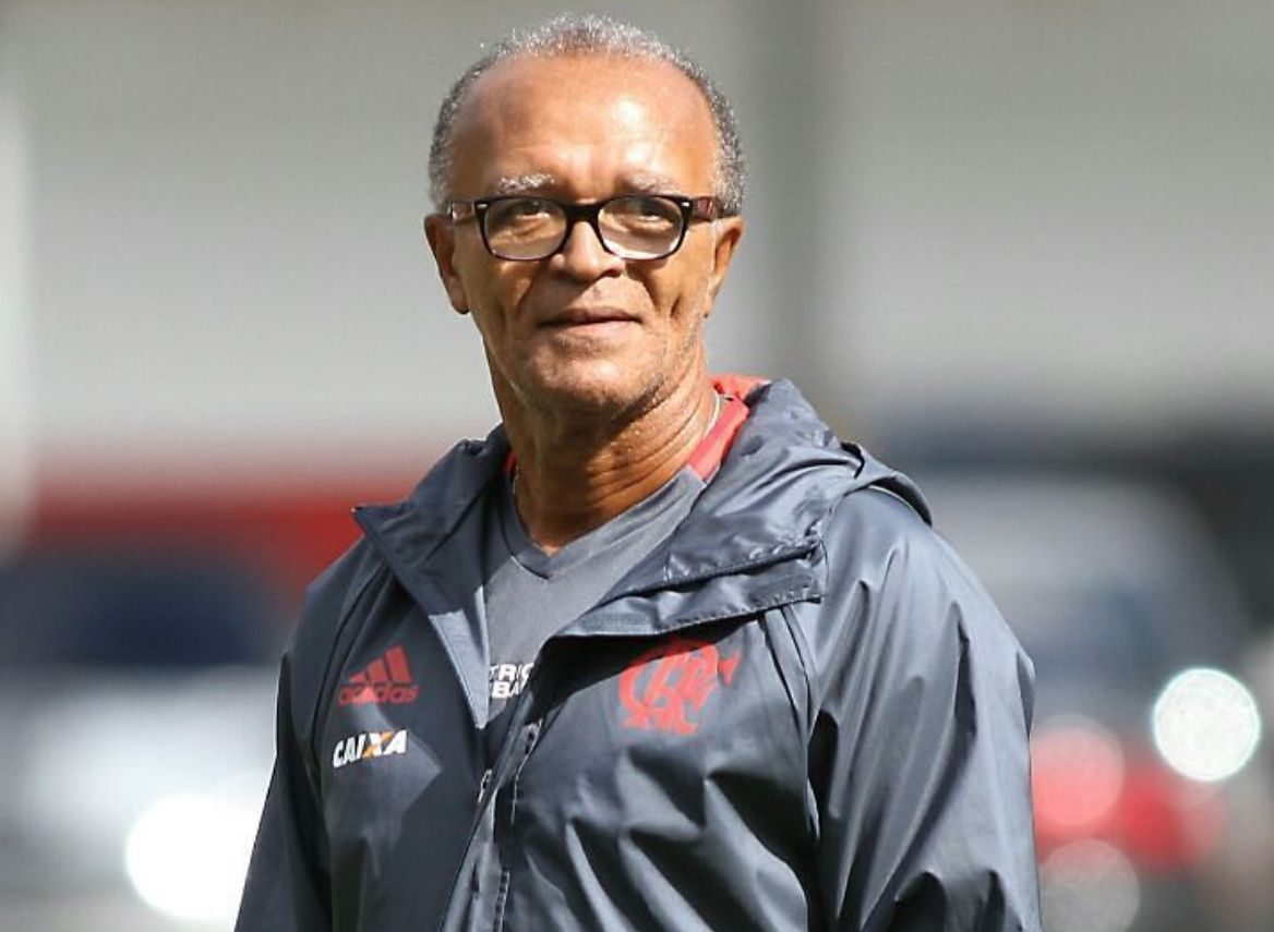 Ex-técnico do Flamengo foi campeão em 2013 - Foto: Reprodução/Instagram @jaymedealmeida