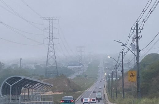 Neblina na Avenida das Torres na Zona Norte de Manaus - Foto: Ana Kelly Franco/ Portal Norte