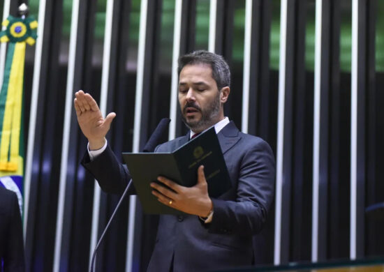 O novo deputado federal Saulo Pedroso (PSD-SP) acumula ações na Justiça por desvio de poder, fraude em licitações e a contratação de um funcionário fantasma -Foto: Cláudio Araújo/Divulgação