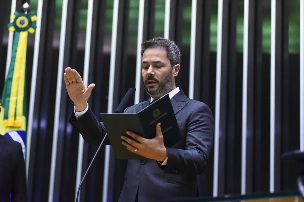 O novo deputado federal Saulo Pedroso (PSD-SP) acumula ações na Justiça por desvio de poder, fraude em licitações e a contratação de um funcionário fantasma -Foto: Cláudio Araújo/Divulgação