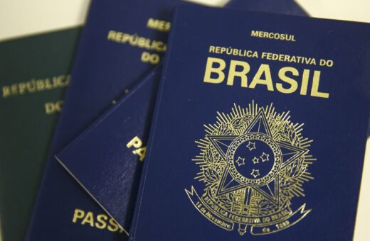 Novo-passaporte-brasileiro-comeca-a-ser-emitido