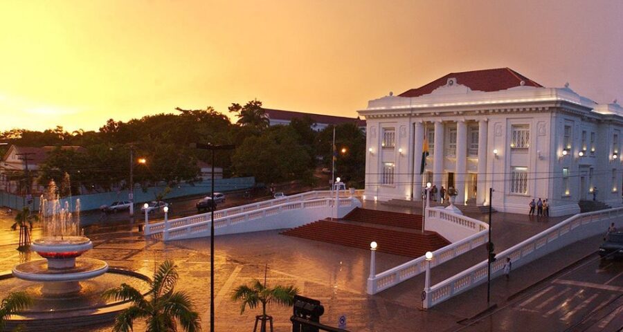 Governo do Acre decreta ponto facultativo no dia 13 de outubro