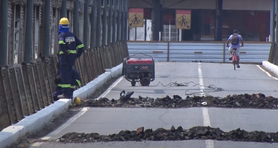 Após 3 meses interditada, obras da Ponte Metálica iniciam em Rio Branco