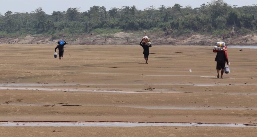 Seca do Rio Amazonas deixa moradores sem água e alimentos em Itacoatiara - Foto: Reprodução/Facebook@prefdeitacoatiara