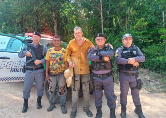 Resgate foi realizado por equipes da Polícia Militar e Corpo de Bombeiros