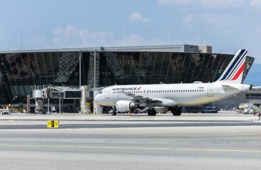 Seis aeroportos na França são esvaziados devido 'ameaça de atentado'