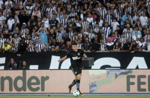 O próximo compromisso de Tiquinho Soares e do Botafogo será contra o América-MG, em 18 de outubro, no Horto - Foto: Vítor Silv/ Botafogo