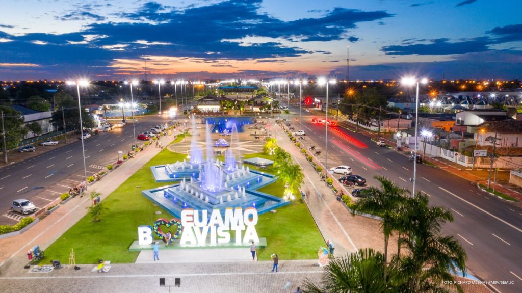 lei Imagens da Praça das Águas, um dos pontos turísticos da capital Boa Vista em Roraima - Foto: PMBV/Divulgação
