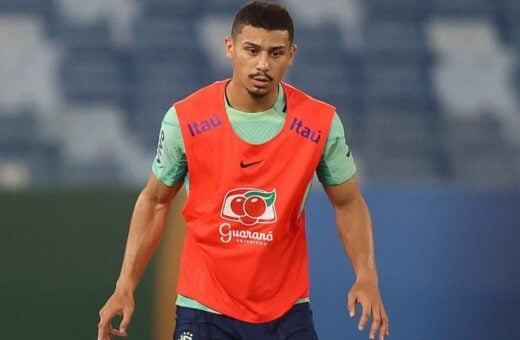 Volante André do Fluminense em treino da Seleção - Foto: Divulgação/ CBF