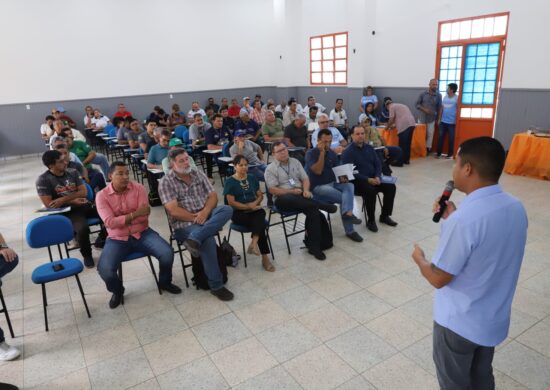 Formação com foco na citricultura conta com participação de 80 produtores - Foto: Isaac Maia/Sepror