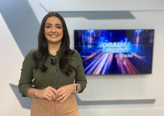 O jornal Roraima Urgente 2ª Edição é apresentado por Jussara Beserra – Foto: Reprodução/Band Roraima