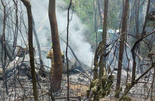 Avião caiu com 10 passageiros e 2 tripulantes; todos morreram – Foto: Corpo de Bombeiros do Acre