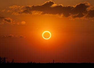 Anel de fogo formado no eclipse solar anular de 20 de maio de 2012