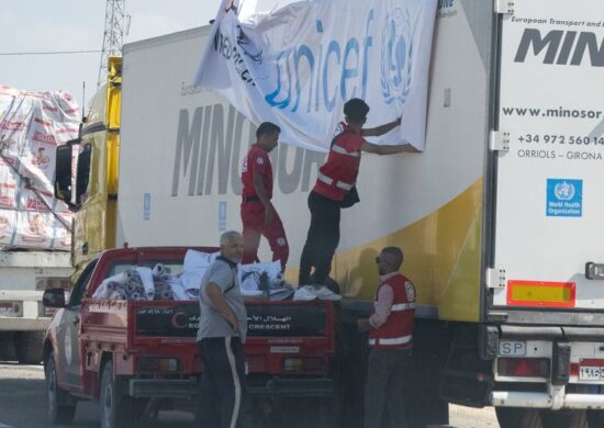 Comboio com ajuda humanitária segue parado perto de Rafah - Foto: ONU/Eskinder Debebe