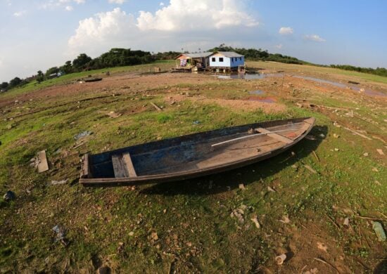 Comunidades do Rio Negro encerram o ano letivo presencialmente e passarão para o Ensino à Distância - Foto: Foto: Sandro Pereira/Fotoarena/Fotoarena/Estadão Conteúdo