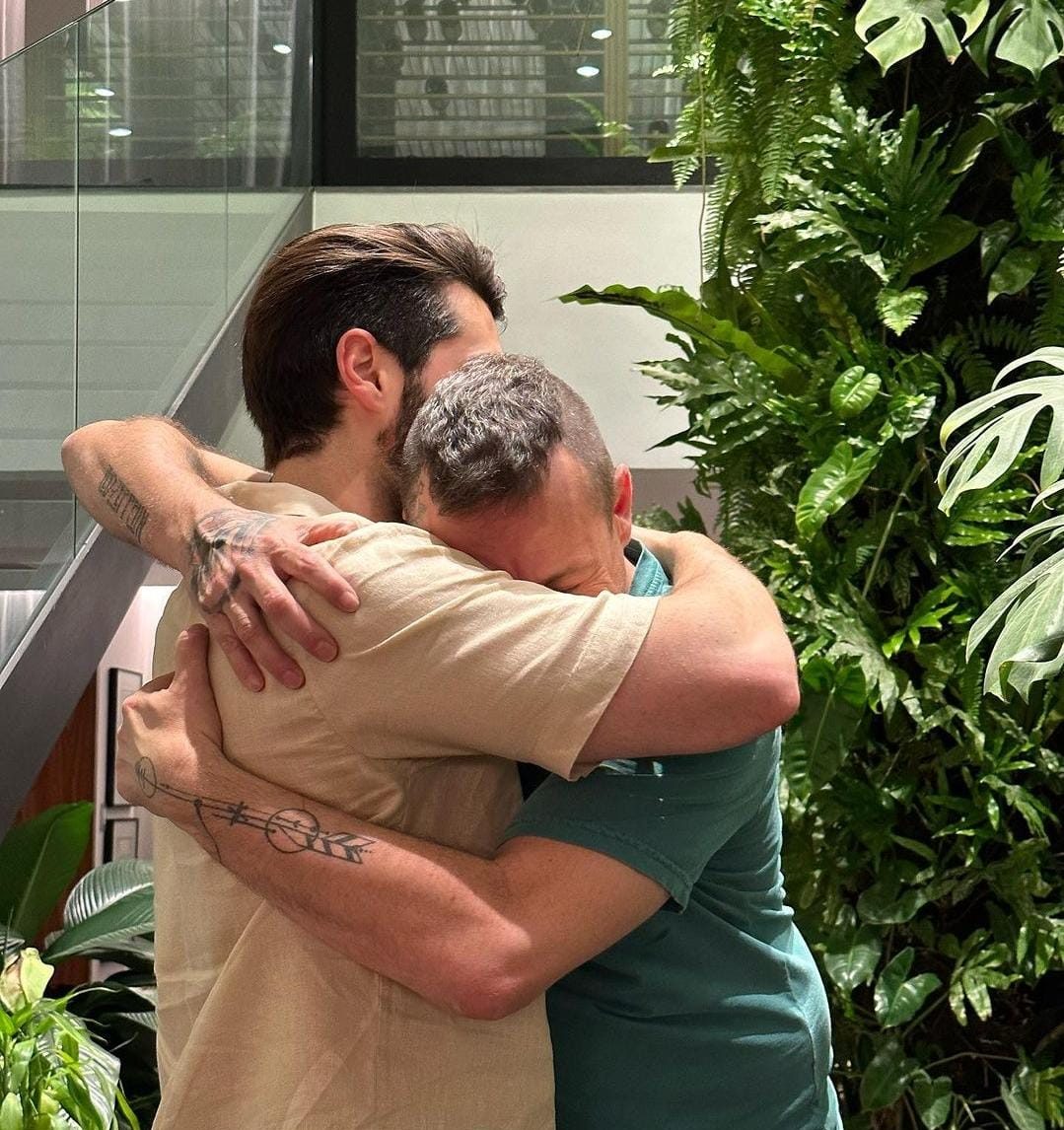 'Que alívio poder te abraçar pai', disse o Alok - Foto: Reprodução/Instagram/@alok