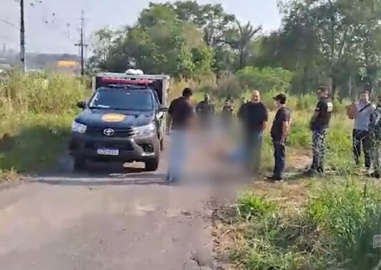 Dois corpos são encontrados amarrados na Avenida das Torres em Manaus – Foto: Reprodução/TV Norte Amazonas