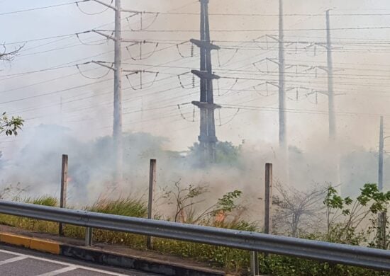 Queimadas fizeram Manaus fica encocerta de fumaça por dias - Foto: Divulgação/Amazonas Energia