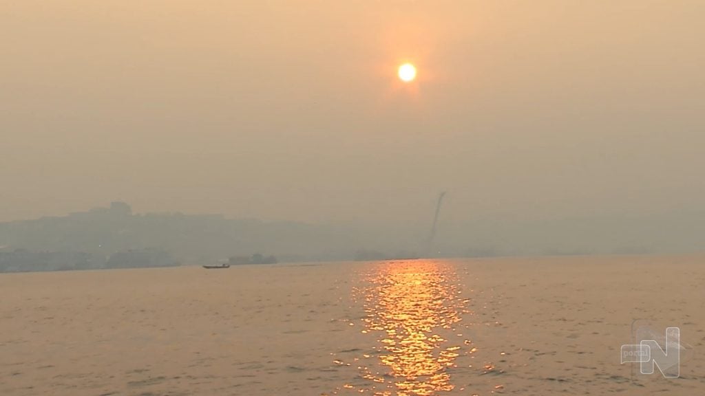 Fumaça que cobre Manaus faz aumentar procura por máscaras e xaropes – Foto: Reprodução/TV Norte Amazonas