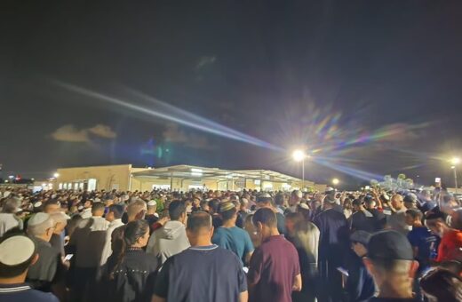 Brasileira morta em Israel estava na rave atacada pelo Hamas - Foto: Reprodução/X @EylonALevy