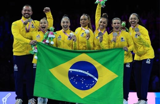 Equipe brasileira feminina de ginástica artística, na Antuérpia - Foto: Reprodução/ Ricardo Bufolin/CBG