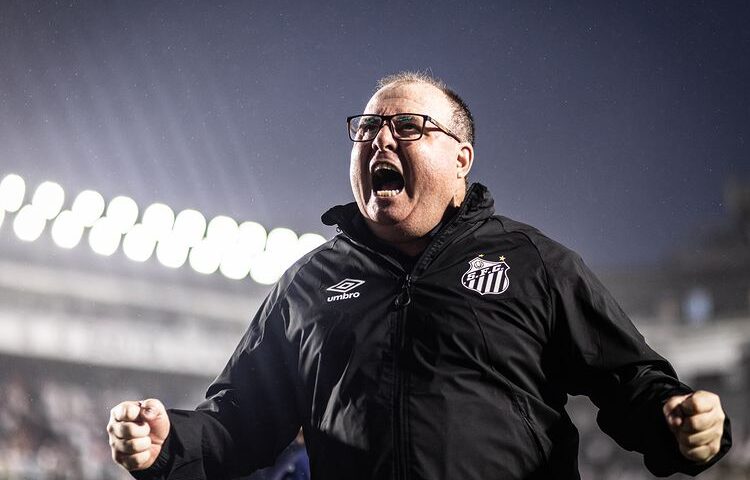 Marcelo é oficialmente técnico do Santos FC - Foto: Reprodução/ Instagram @santosfc