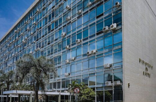 Fachada do Ministério da Saúde, em Brasília - Foto: Rafa Neddermeyer/Agência Brasil