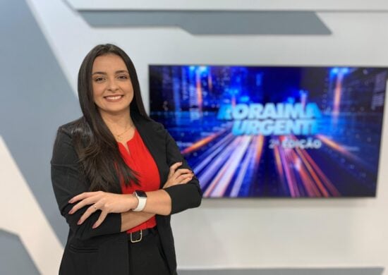 O jornal Roraima Urgente 2ª Edição é apresentado por Jussara Beserra – Foto: Reprodução/Band Roraima