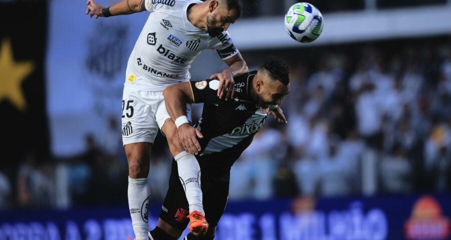 Vasco pode cair mais uma posição caso Goiás vença nesta segunda - Foto: Ettore Chiereguini Agif/Agência de Fotografia/Estadão Conteúdo