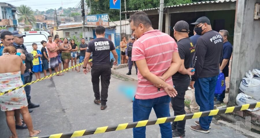 Transexual e adolescente são assassinados a tiros por trio em Manaus – Foto: Reprodução/TV Norte Amazonas