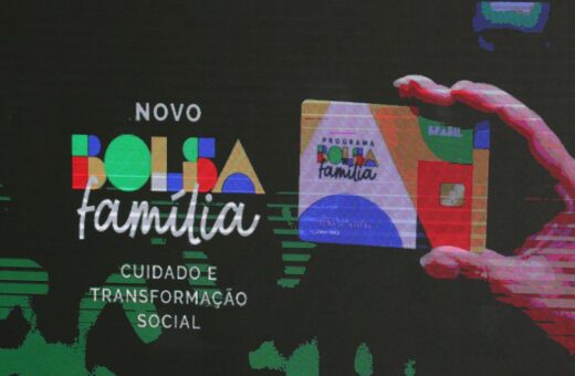 Novo Cartão do Bolsa Familia - Foto José Cruz/ Agência Brasil