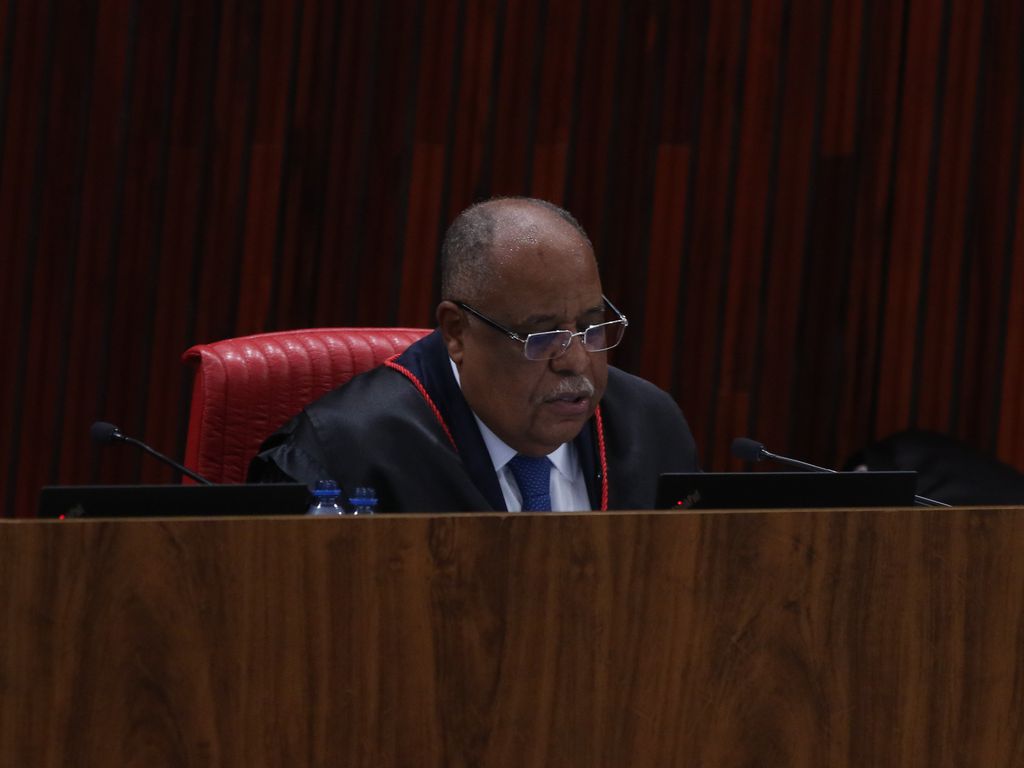 Ministro Benedito Gonçalves, durante sessão plenária no TSE - Foto: Valter Campanato/Agência Brasil