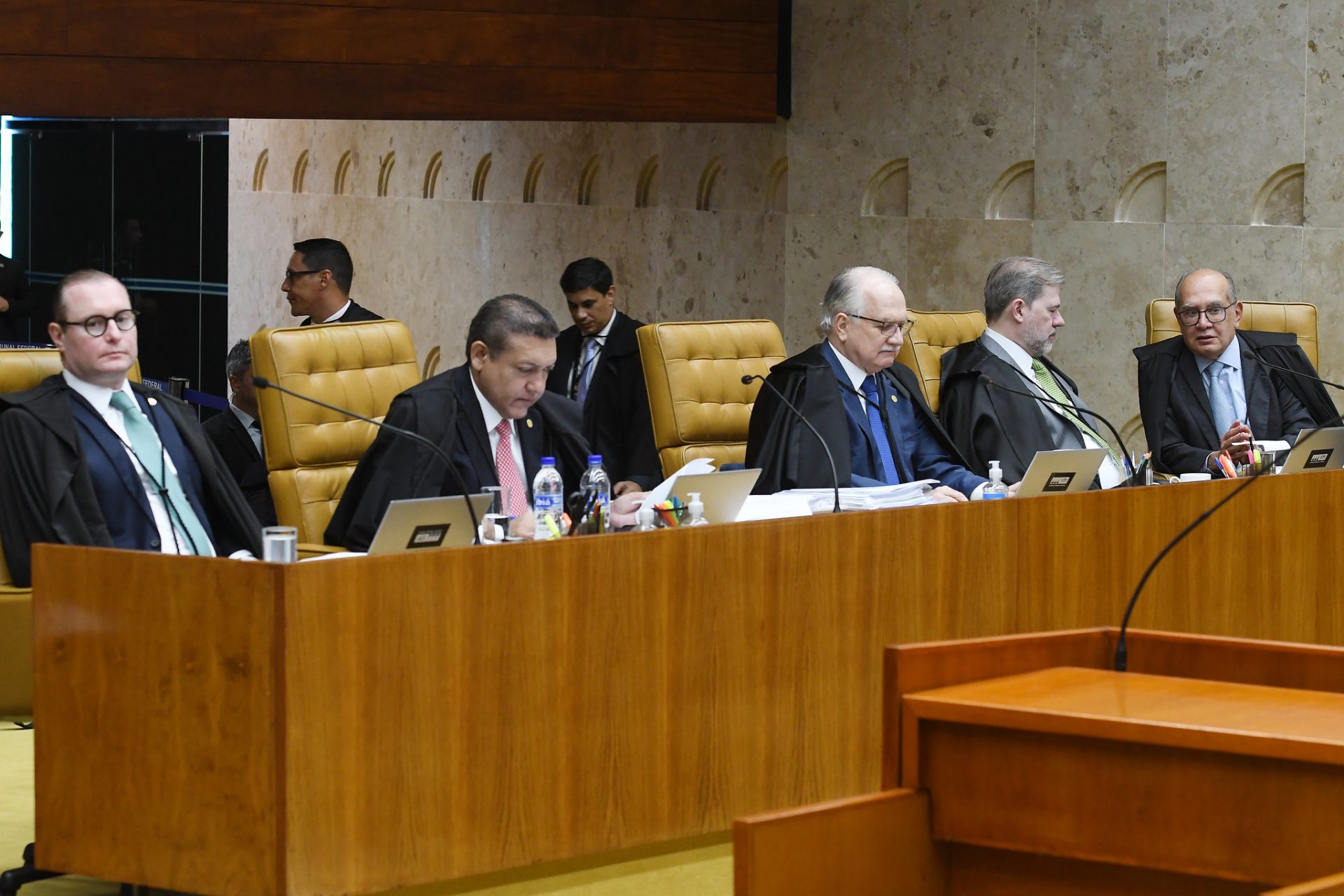 Ministros durante a sessão plenária do STF - Foto: Carlos Moura/SCO/STF