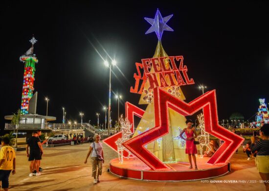 Acendimento das luzes no parque do Rio Branco - Foto: PMBV