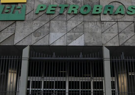 A Petrobras projeta atingir em cinco anos a produção de 3,2 milhões de barris