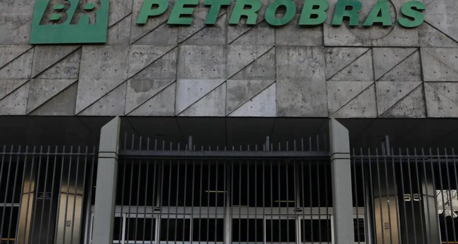 A Petrobras projeta atingir em cinco anos a produção de 3,2 milhões de barris