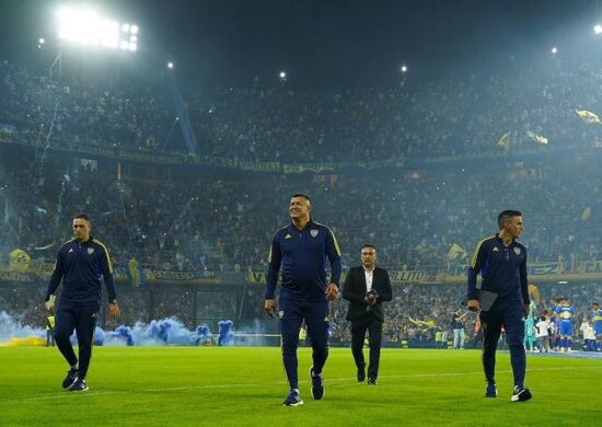 Jorge Almirón e sua comissão técnica pedem demissão e não são mais treinadores do Boca Juniors - Foto: Reprodução/Instagram @jorgealmironoficial