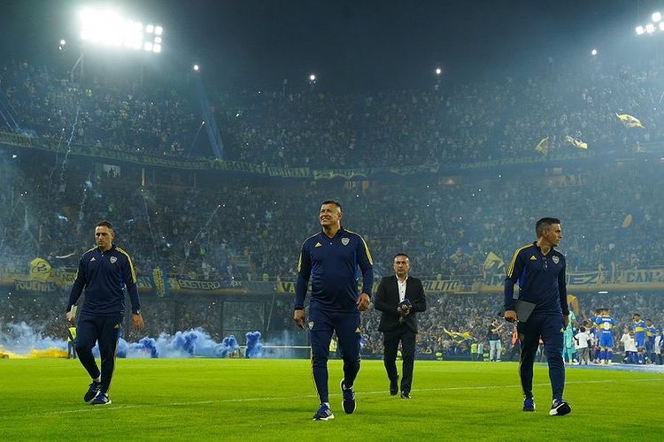Jorge Almirón e sua comissão técnica pedem demissão e não são mais treinadores do Boca Juniors - Foto: Reprodução/Instagram @jorgealmironoficial