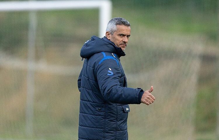 O Goiás comunica demissão do técnico Armando Evangelista - Foto: Reprodução/ Instagram @armandoevangelista.coach