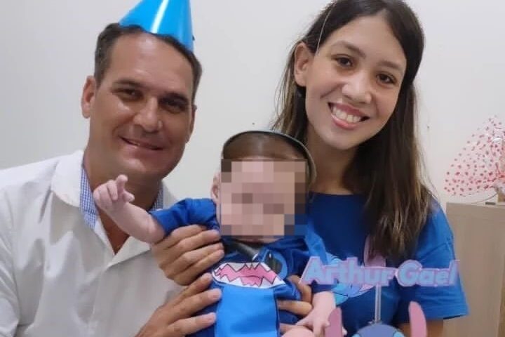 AC: Após três meses em abrigo, pais celebram retorno de bebê para casa