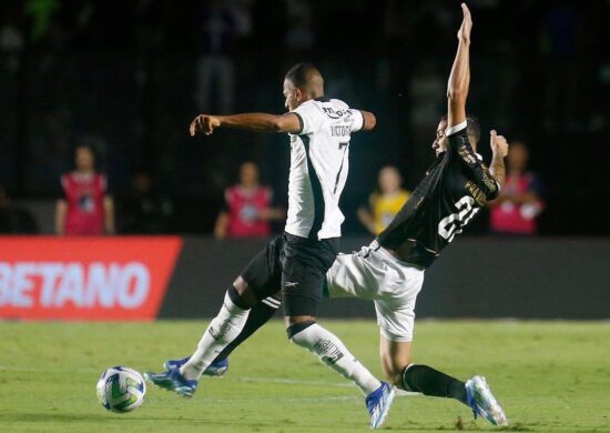 Apesar da luta, Botafogo perdeu a terceira partida seguida - Foto: Vítor Siva / BFR