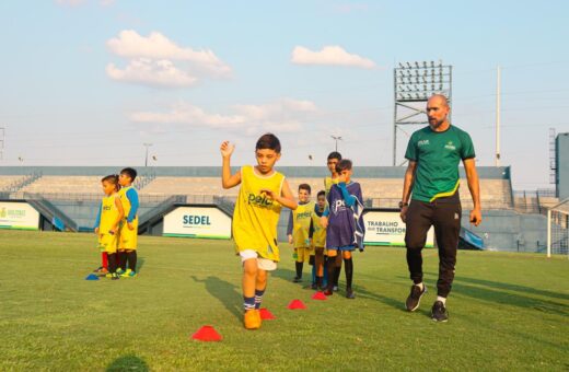 Atleta do AM com paralisia cerebral encontra supera limites no futebol