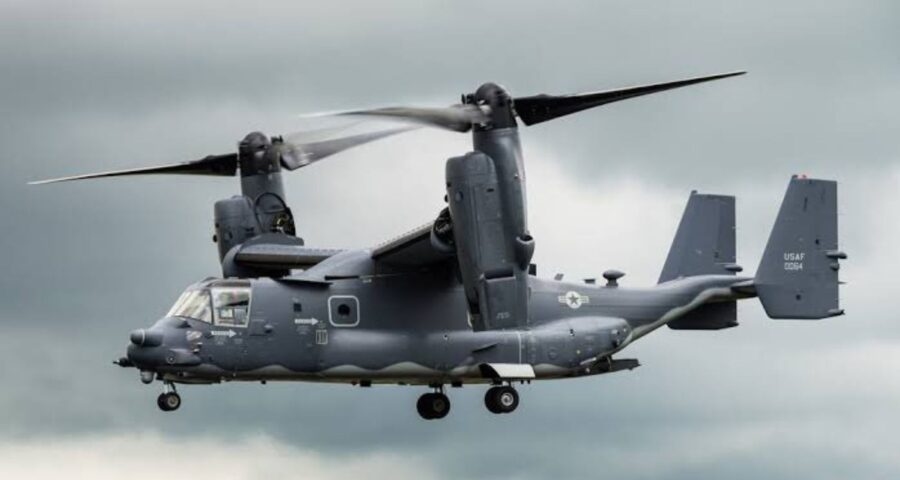 Aeronave Bell-Boeing V-22 Osprey cai no mar do japão - Foto: Reprodução/X @areamilitarofFoto: