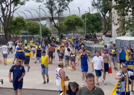 Libertadores: torcedores do Boca furam bloqueio no Maracanã - Foto: Bruno Villafranca/Portal Norte